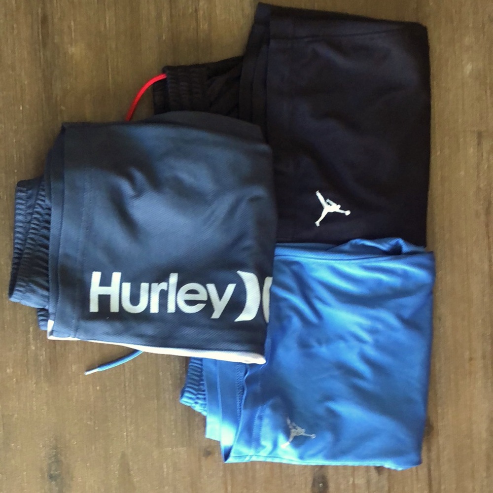 3/$10 Sports shorts for boys - Dry Fit - M